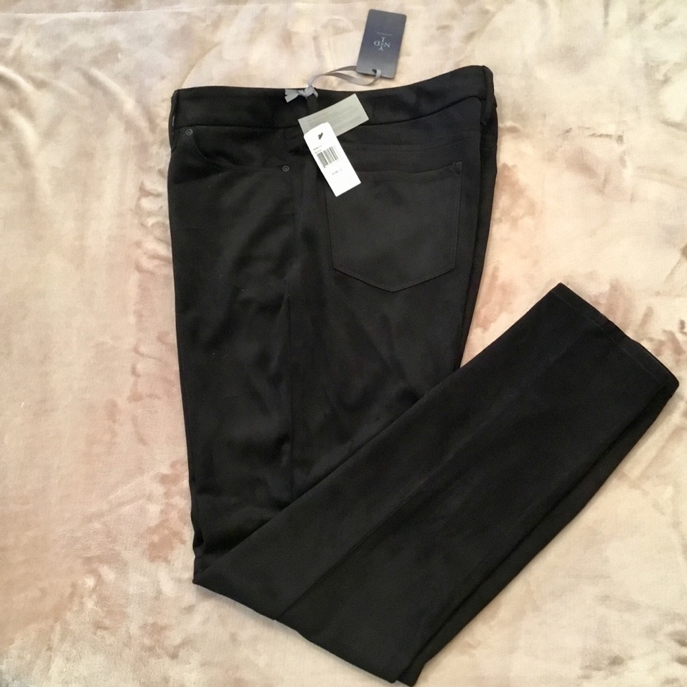 NYDJ Black Jeans Sz 14 faux suede